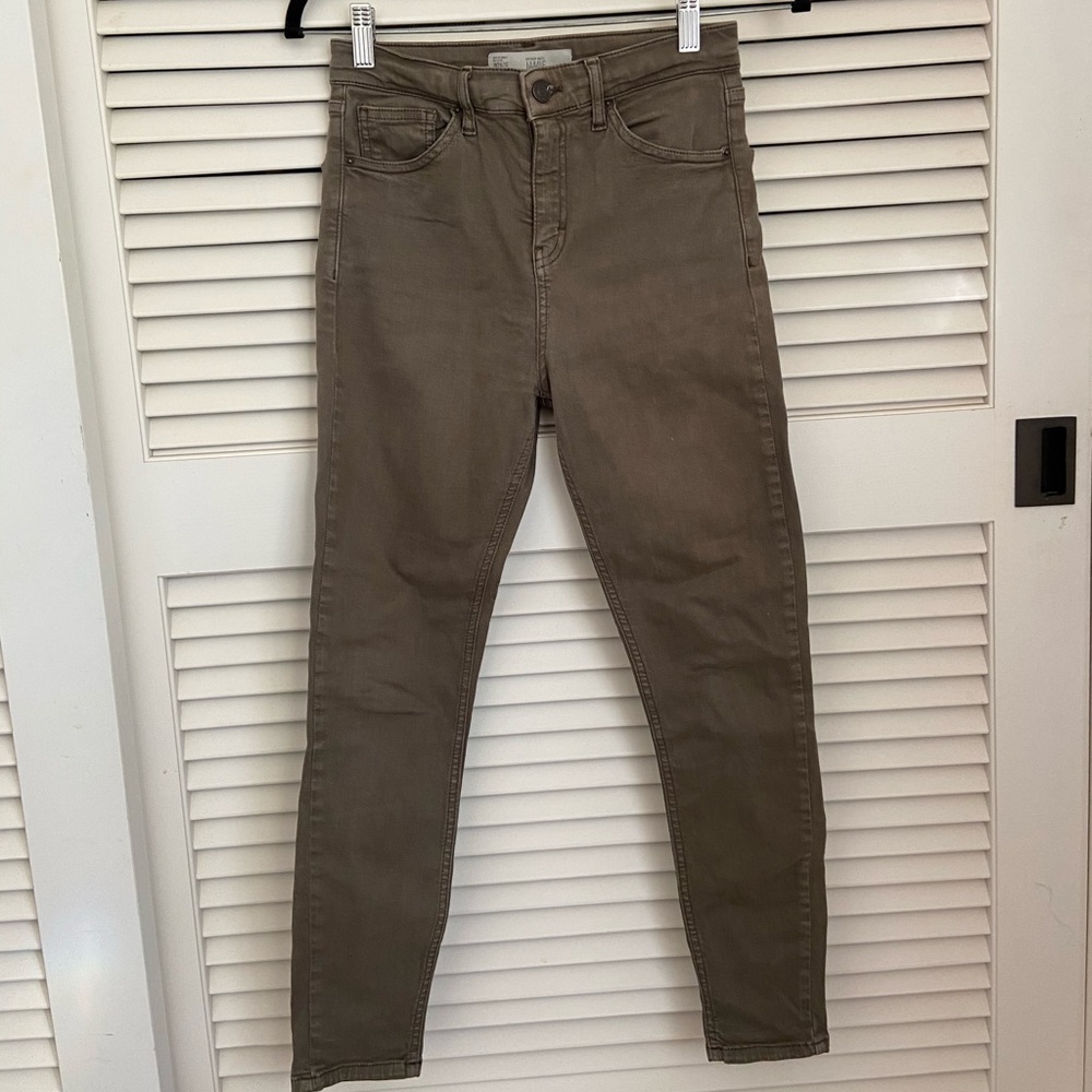 Topshop “Jamie” olive skinny jeans